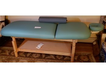 Earthlite Massage Table