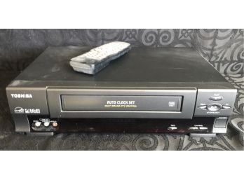 Toshiba VHS Player & Remote
