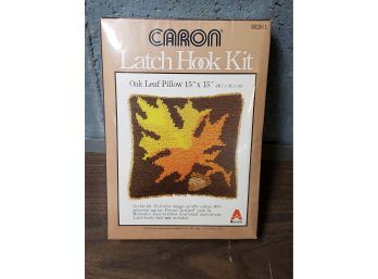 Latch Hook Kit - Oak Leaf Pillow - NEW