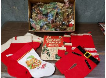 Christmas Stockings, Garland, & Stencil Kit