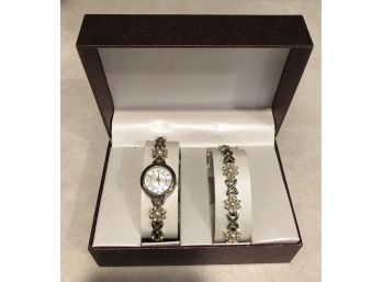 Ladies Watch & Bracelet Set - NEW IN BOX!