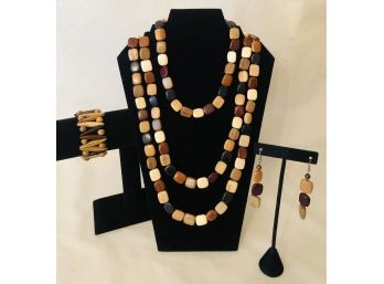 Artisan Woods Of The World Jewelry Collection 1
