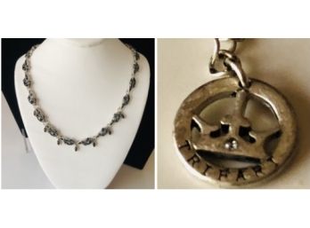 Vintage Signed Trifari Necklace