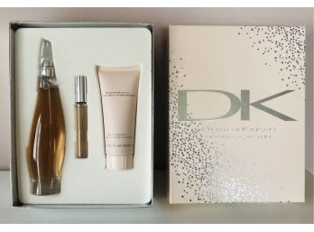 Donna Karan Liquid Cashmere Perfume Set - BRAND NEW!