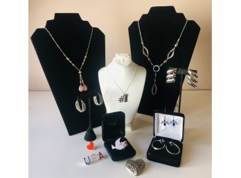 Silvertone Fashion Jewelry Collection Lot 2