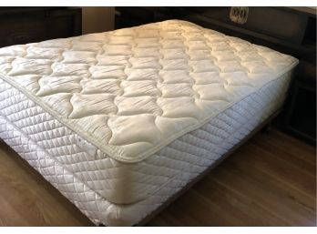 Spring Air Full Size Bed (Macys)