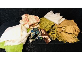 Vintage Curtains & Drapes