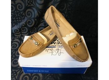 Ladies Life Stride Loafers - BRAND NEW IN BOX!