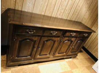 Colonial Style Buffet Server