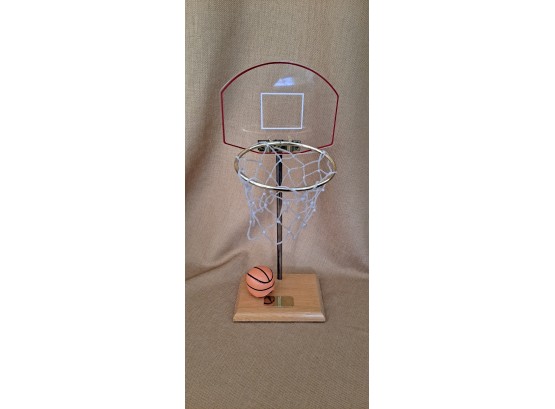 Dektop Basketball Hoop And Ball
