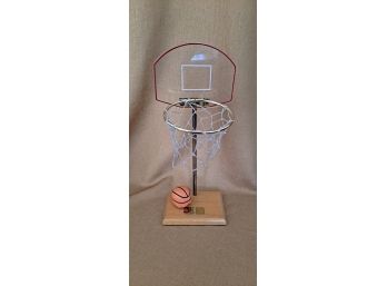Dektop Basketball Hoop And Ball