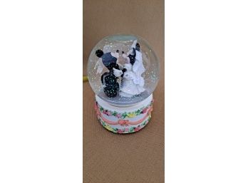 Mickey And Minnie Musical Snow Globe Playing 'A Dream Is A Wish Your Heart Makes'