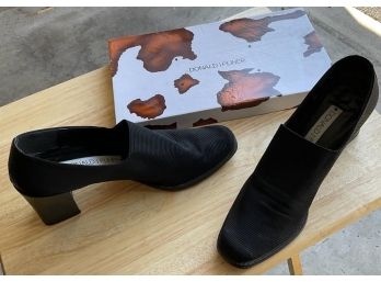 Donald Pilner Women's Shoe Size 7.5