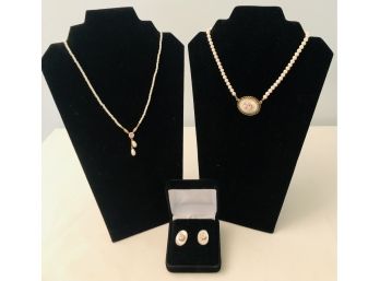 Victorian Style Pearl & Rose Jewelry Set