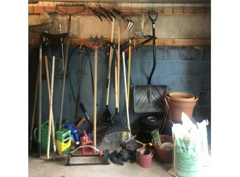 Garden Tools & Supplies