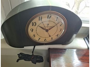 Antique/Vintage Clock Lot #1