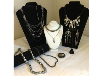 Ladies Black & Silver Jewelry Collection