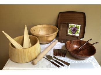 Georges Briard Cutting Board & Kitchen Woodenware