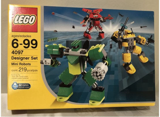LEGO Designer Set Mini Robots - BRAND NEW IN BOX!