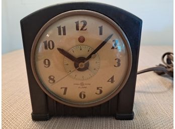 Vintage Electric GE Alarm Clock - Working