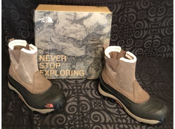 North Face Mens Boots - BRAND NEW IN BOX!