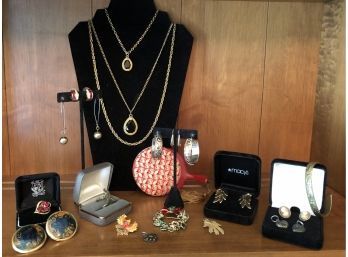 Ladies Goldtone Jewelry Collection