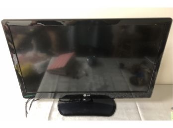 LG 26 Inch Flat Screen TV (No Remote)