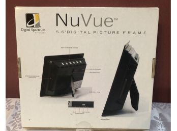 Digital Picture Frame - NEW IN BOX!
