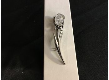 (050)  Vintage Silver Flower Brooch