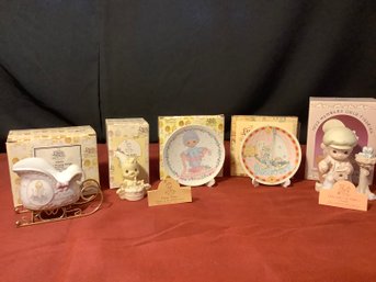 A FINE GROUPING OF PRECIOUS MOMENTS COLLECTIBLES