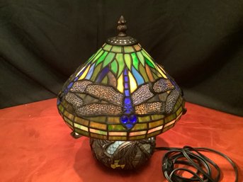 Stained Glass Tiffany Style Dragonfly Lamp