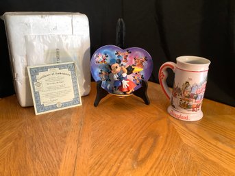 Mickey And Minnie 3-D Plate & Disneyland Stein