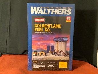 New -Walthers Ho Kit Goldenflame Fuel Co.- Hard To Find