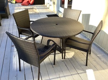 Wicker Outdoor Table And 4 Chairs