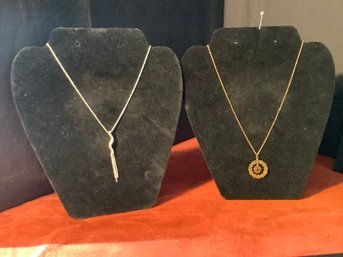 GROUP OF 2 NECKLACES