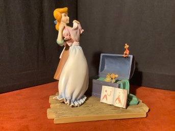 Disney Cinderella  Isnt It Lovely, Figurine