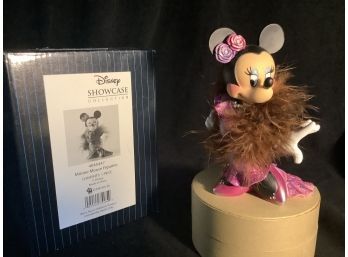 New DIsney Showcase Collection Minnie Mouse