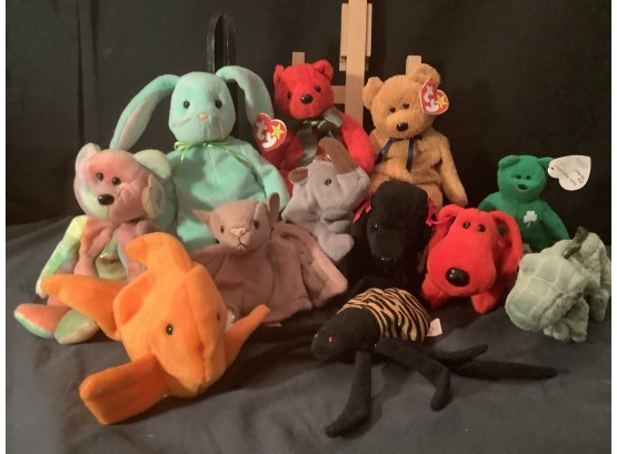 BEANIE BABY ASSORTMENT GROUP OF 12