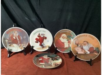 Vintage Decorator  Christmas Plates Group Of 5 In Boxes