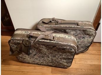 2 Carry On Suit Cases Luggage