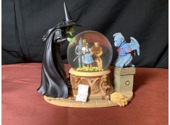 The Wizard Of Oz Collection- SnowGlobe & Music Box