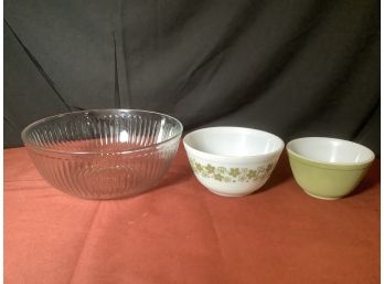 3 Assorted Pieces Of Pyrex