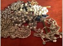 GROUP LOT OF 12 PIECES OF ASSORTED COSTUME JEWELRY