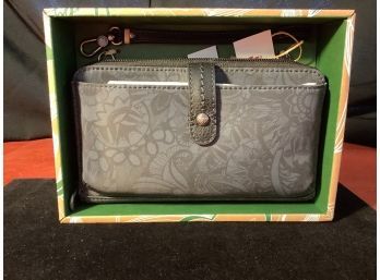 New In Box Sakroots Smartphone Crossbody W/Tag