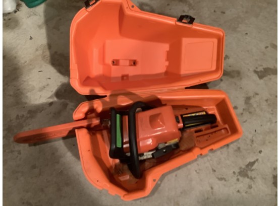 Stihl 14'Chain Saw With Case