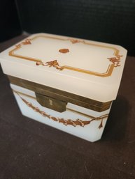 Stunning Murano Glass Vintage Trinket Jewelry Box, White With Gold Hand-painted - Rare