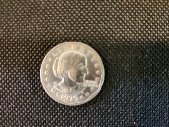 (Lot SW15) 1979 Susan B. Anthony Dollar $1 Coin, Circulated
