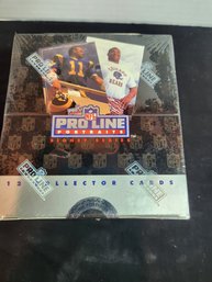 Lot 87: Proline Portraits NFL Signature 1991 Football Card Set Factory
