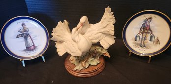 Giuseppe Armani Kissing Doves Figurine, Signed, Pair Of Echt Cobalt Collectable Plates, Stands, Bavarian