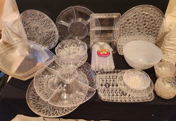 29 Pcs Plastic Serving Platters, Trays, Bowls, Hosting Catering, Buffet, Wide Variety